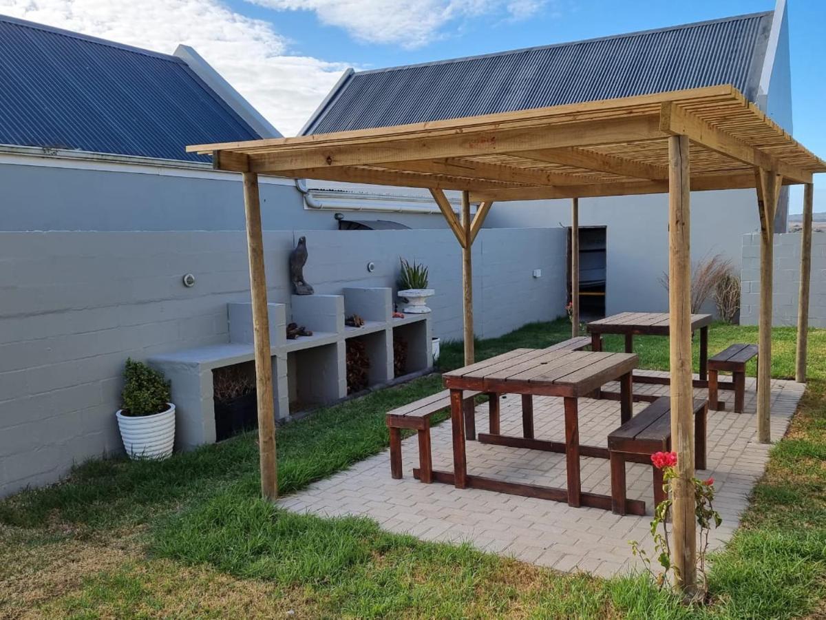 Rustic Hill Apartment Langebaan Exterior photo