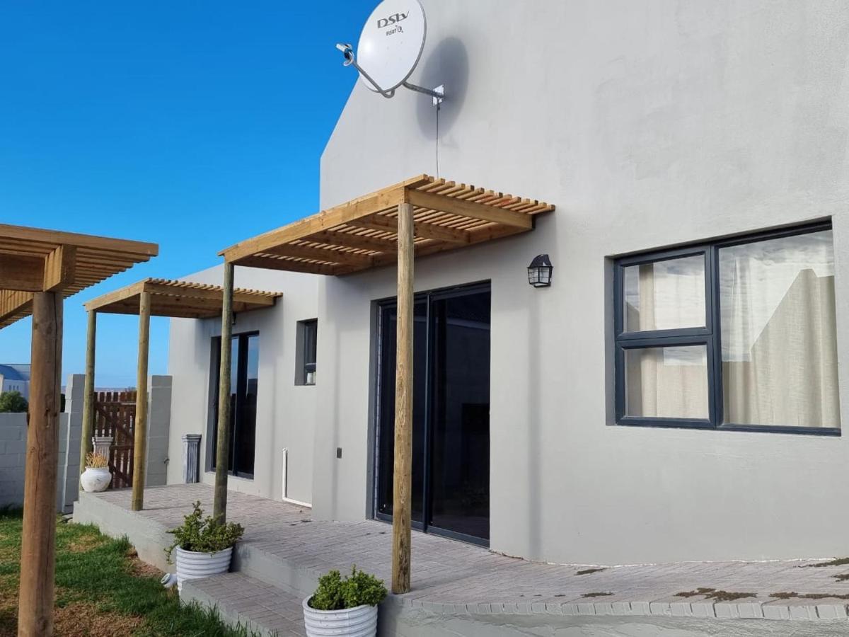 Rustic Hill Apartment Langebaan Exterior photo