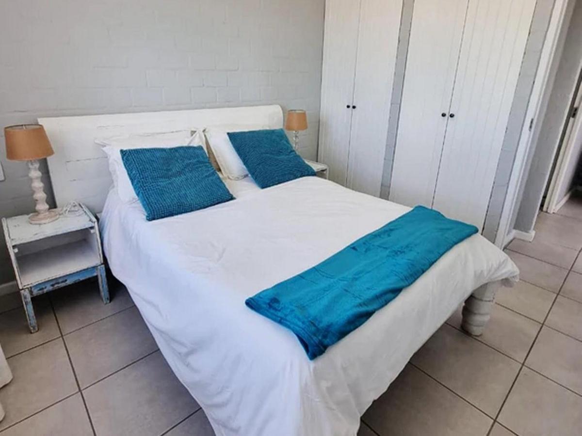 Rustic Hill Apartment Langebaan Exterior photo