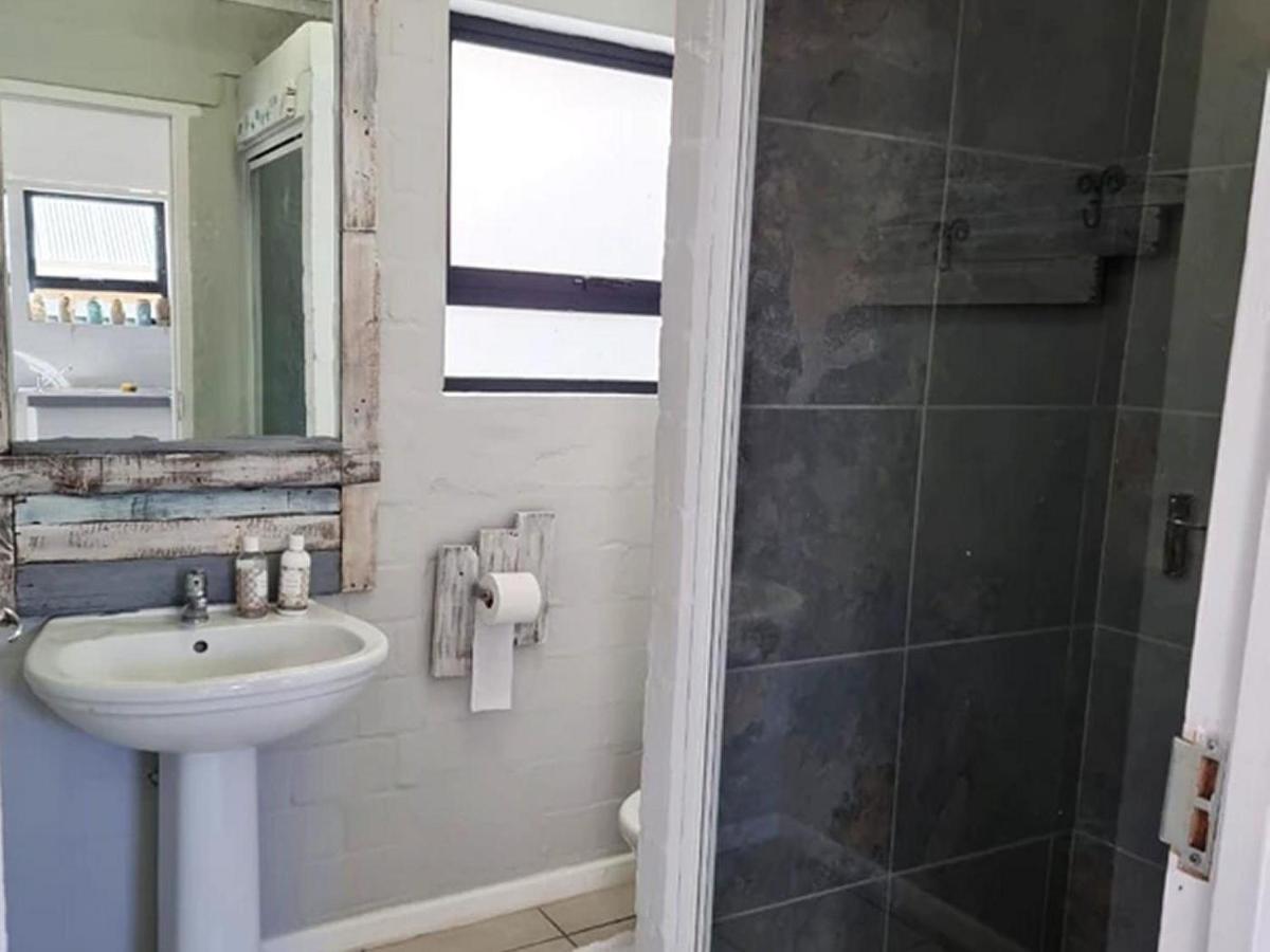 Rustic Hill Apartment Langebaan Exterior photo