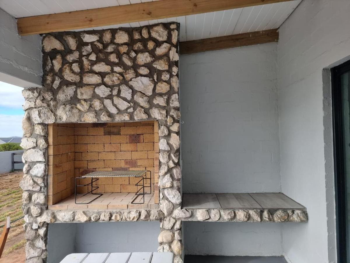 Rustic Hill Apartment Langebaan Exterior photo